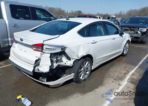 2017 Ford Fusion Se z USA, uszkodzony, nr VIN 3FA6P0H76HR359118